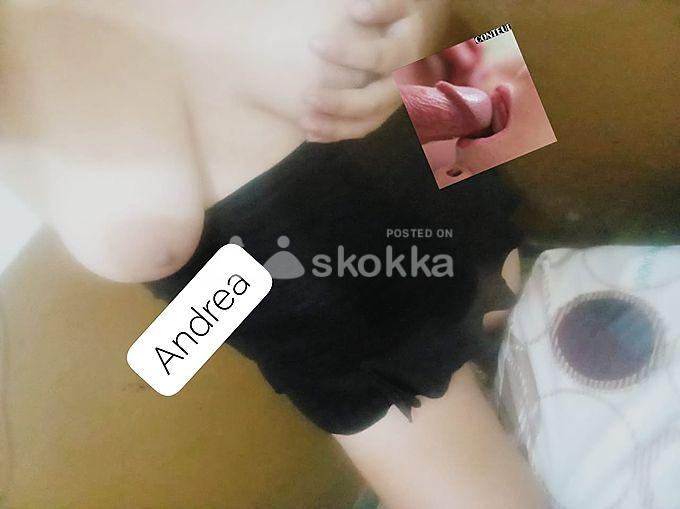 Iniciante hermosa blanquita muy carinosa sensual y carismatica ago trio con m amiga full chupadita sin condon | Damas de compañía, escorts y sexo en Santa Cruz