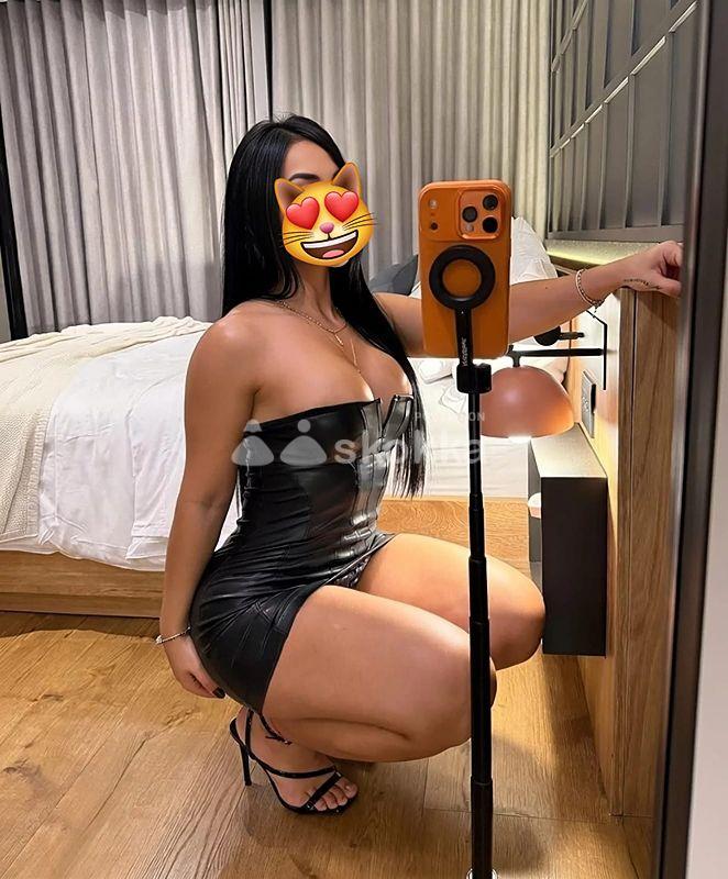 Morenita | Damas de compañía, escorts y sexo en Santa Cruz