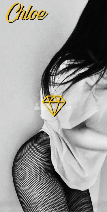 En Diamond Spa el placer de un buen masaje se convierte en un ritual exclusivo para hombres que buscan algo mas que lo t | Damas de compañía, escorts y sexo en Santa Cruz