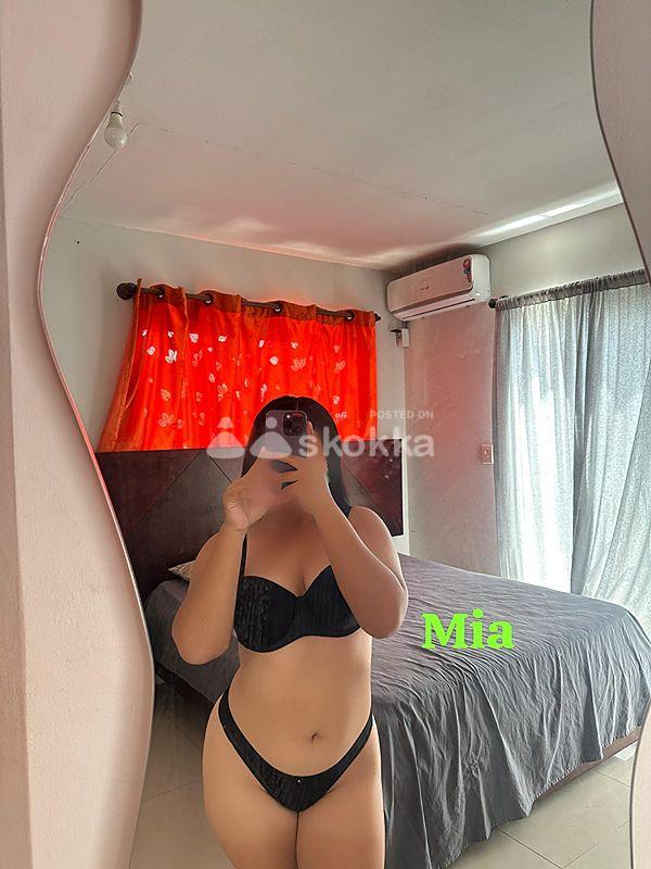 Hola amor somos 2 hacemos trio y separadas tambien ven a conocernos somos carinosas lindas podes hacer todas las poses | Damas de compañía, escorts y sexo en Santa Cruz