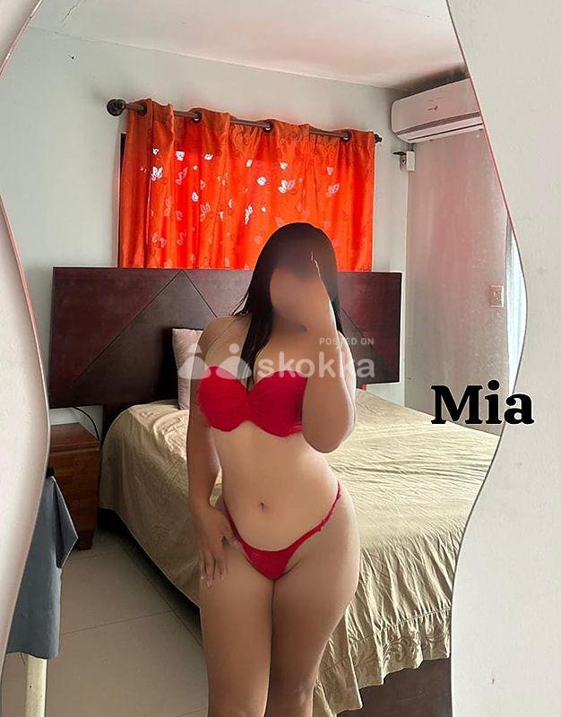 Hola amor somos 2 hacemos trio y separadas tambien ven a conocernos somos carinosas lindas podes hacer todas las poses | Damas de compañía, escorts y sexo en Santa Cruz