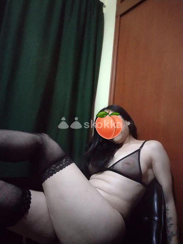 Soy zafiro chica delgada y con ganas de satisfacerte | Damas de compañía, escorts y sexo en Santa Cruz